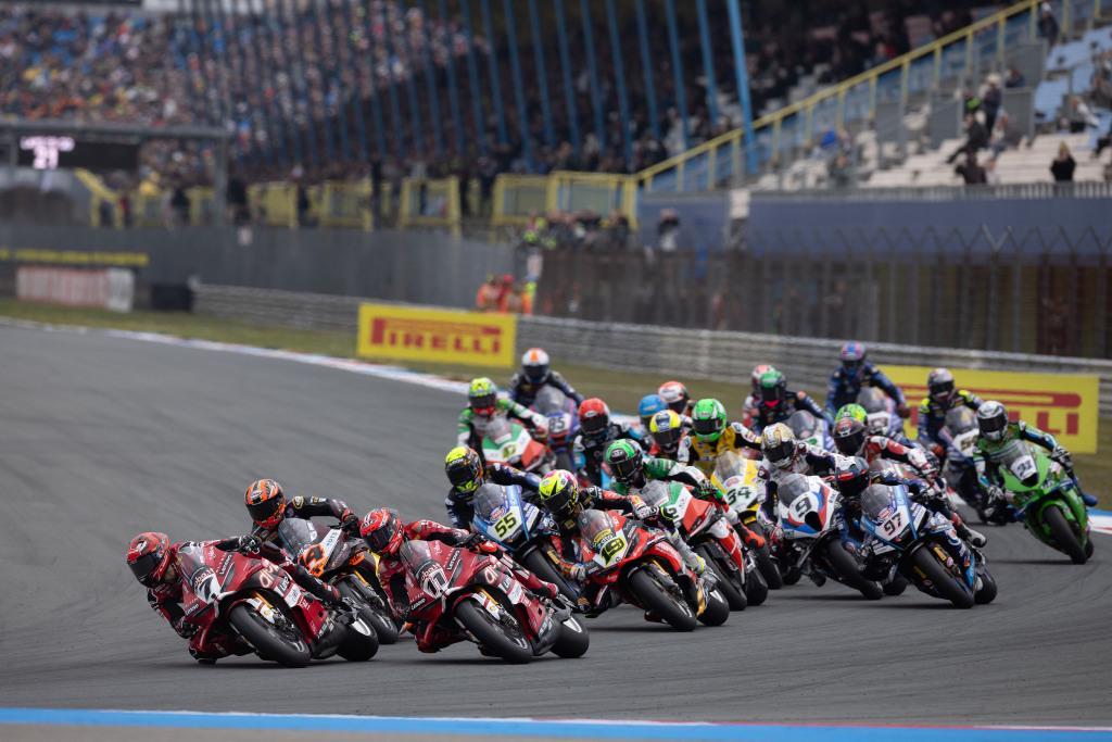 b体育-比赛提前结束，WSBK荷兰站第二轮正赛张雪机车斩获第七名